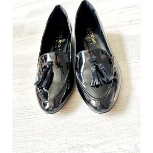 Studio Isola Black Patent Leather Loafers Vegan with Stylish Tassels-Size 9.5
